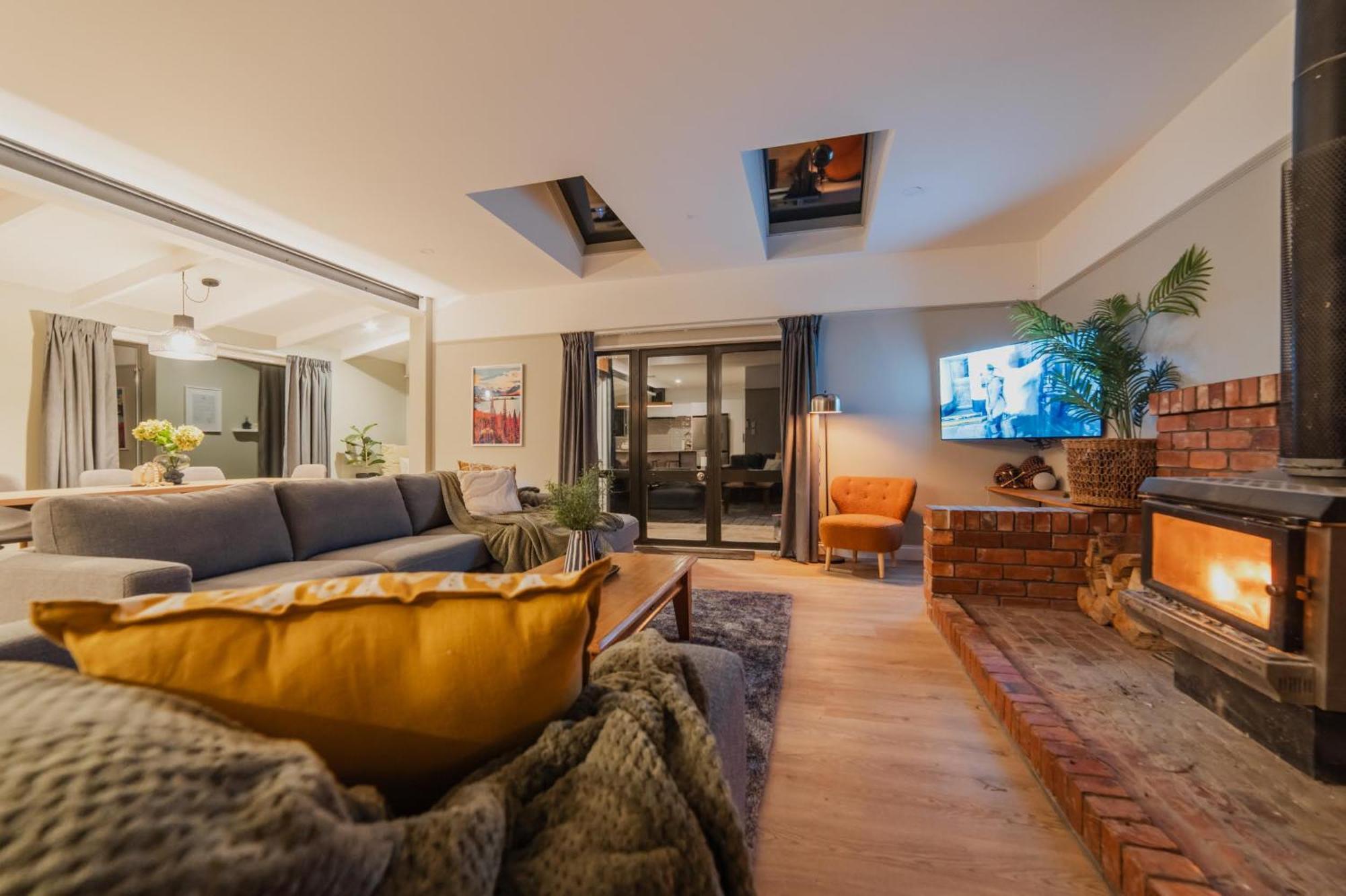 Galaxy 3Br Modern Home With Fireplace Outdoor Spa بحيرة تيكابو المظهر الخارجي الصورة